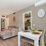 Jessmart By Interhome Daire